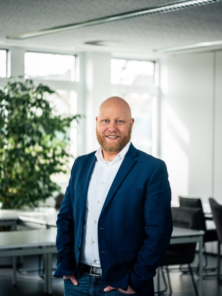 Daniel Sagenschnier Portraitbild von Daniel Sagenschnier - Seminarmanagement